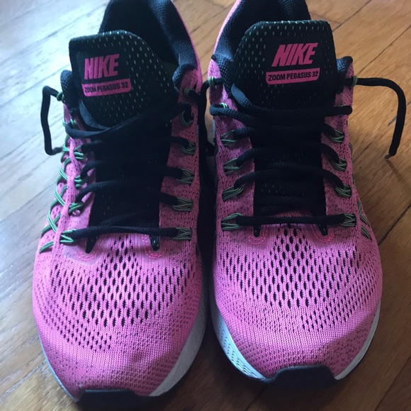 nike zoom pegasus 32 pink